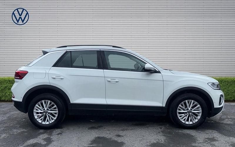 Used VW T-Roc Life 150 HP (110 kW) 2025 SUV