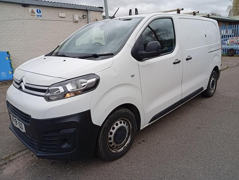 Used Citroën Dispatch 2019 White MPV