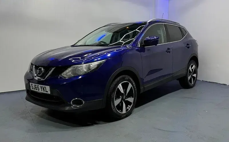 Used Nissan Qashqai N-TEC 110 HP (80 kW) 2015 Blue SUV