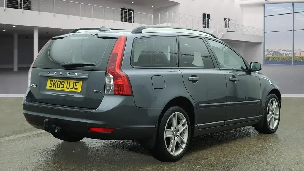 Używany Volvo V50 SE 2009 Szary Kombi