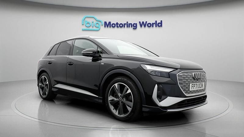Used Audi Q4 e-tron S-Line 216 kW (295 HP) 2021 Black SUV