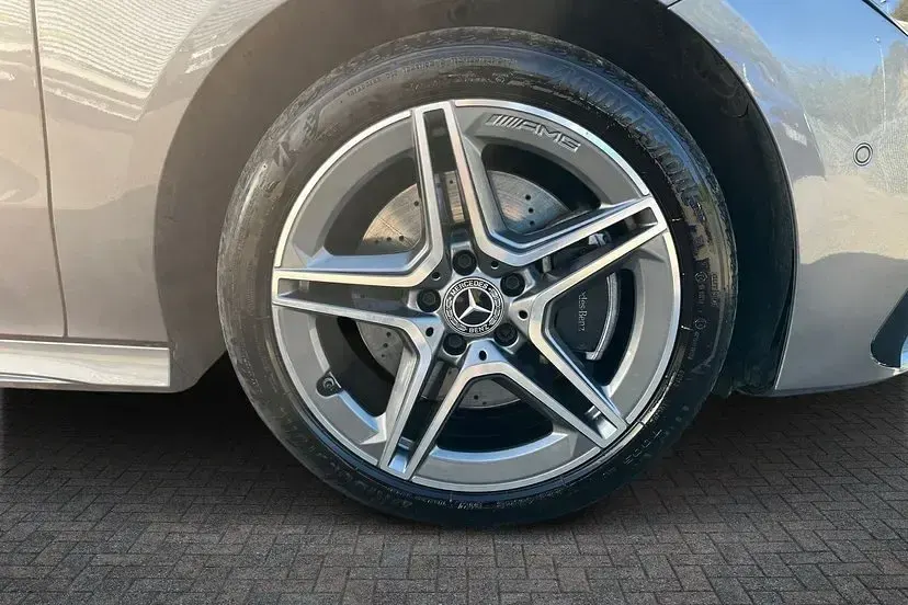 Used Mercedes E250 Executive 215 HP (158 kW) 2025 Grey Estate