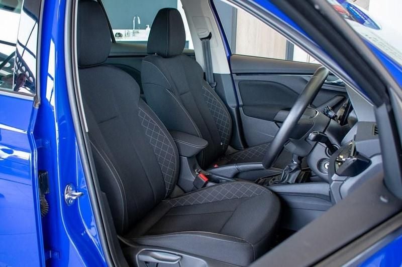 Used Skoda Kamiq SE 110 HP (80 kW) 2023 Blue SUV