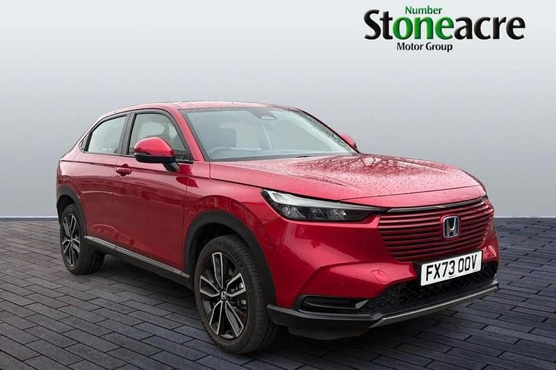 Used Honda HR-V Elegance 131 HP (96 kW) 2023 Red SUV