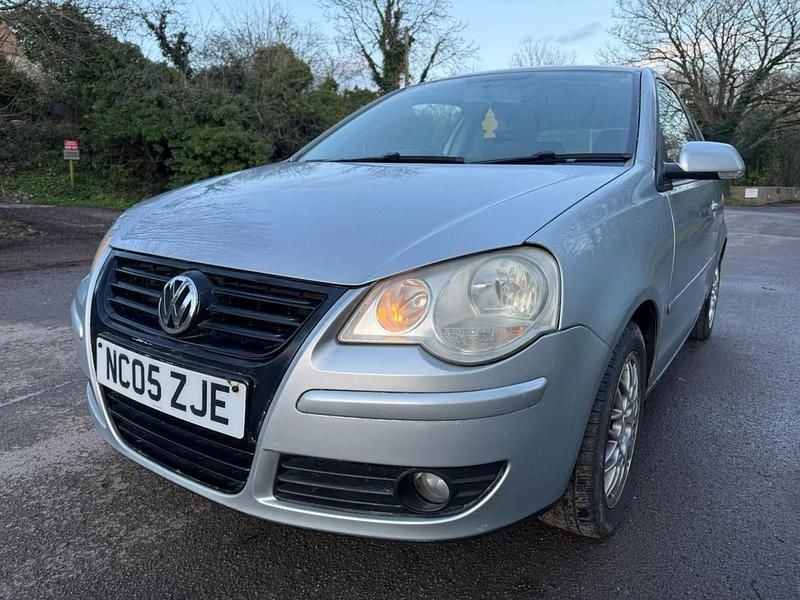 Used VW Polo S 55 HP (40 kW) 2005 Silver Hatchback