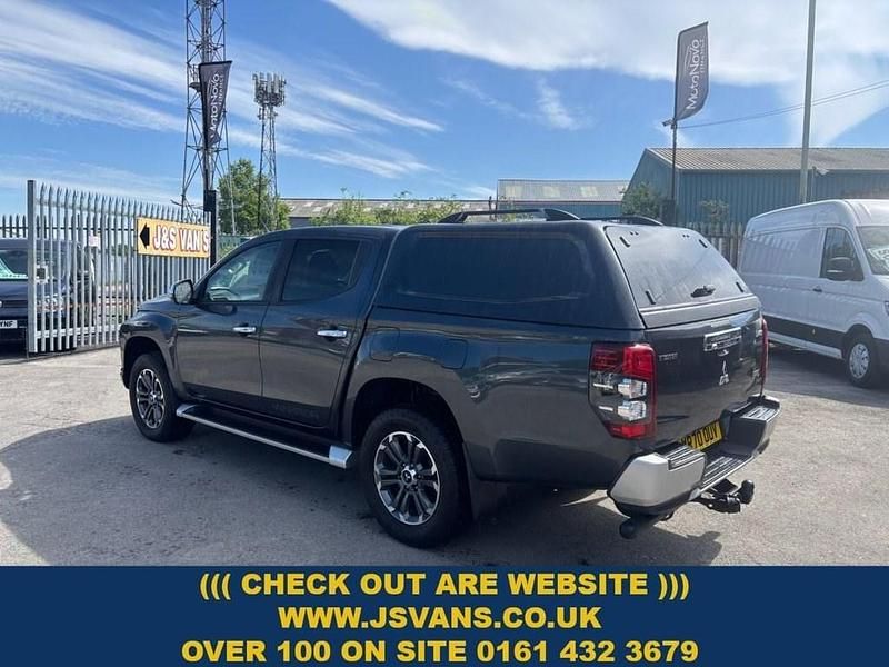 Used Mitsubishi L200 Warrior 150 HP (110 kW) 2020 Grey Pickup