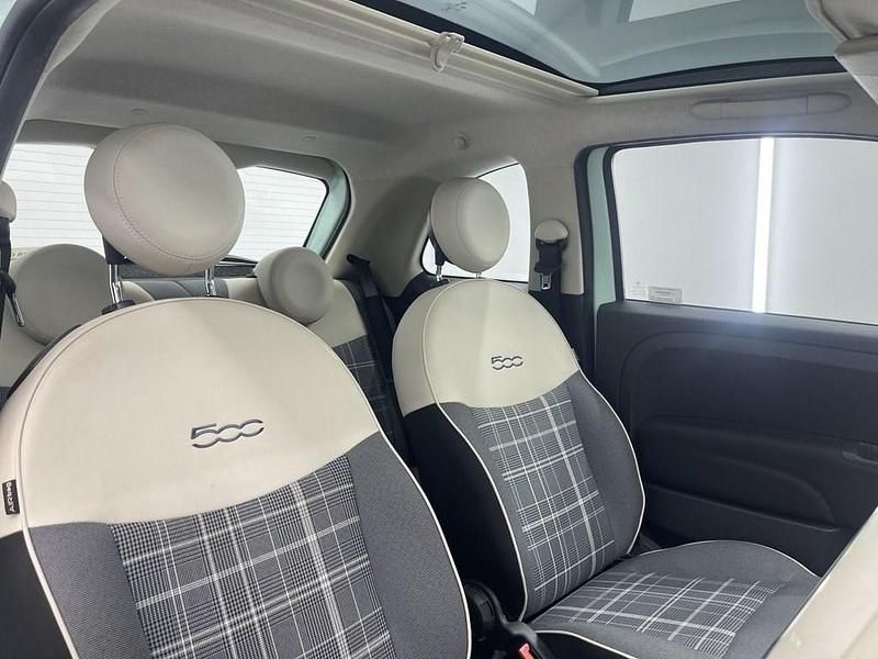 Used Fiat 500 Lounge 69 HP (50 kW) 2016 Green Hatchback