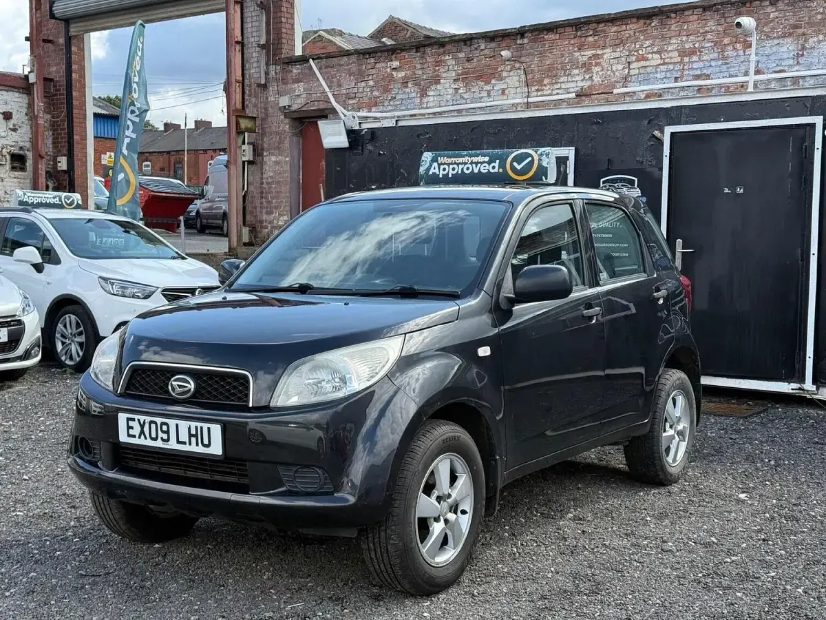 Used Daihatsu Terios 105 HP (77 kW) 2009 Black SUV