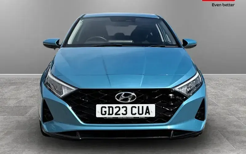 Used Hyundai i20 Premium 101 HP (74 kW) 2023 Hatchback