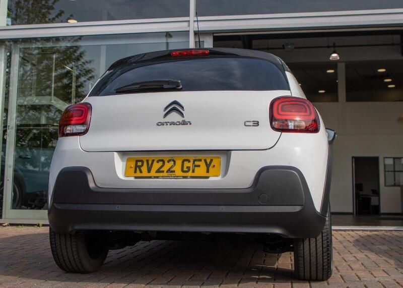 White Used 2022 Citroën C3 PureTech Hatchback | £11,555 (Fair price) - Image 1/4