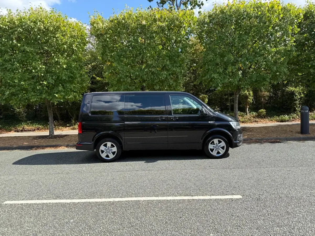 Used VW T6 SE 150 HP (110 kW) 2016 Black Van