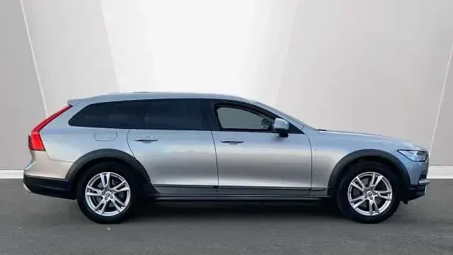 Usado Volvo V90 CC 232 CV (170 kW) 2018 Familiar