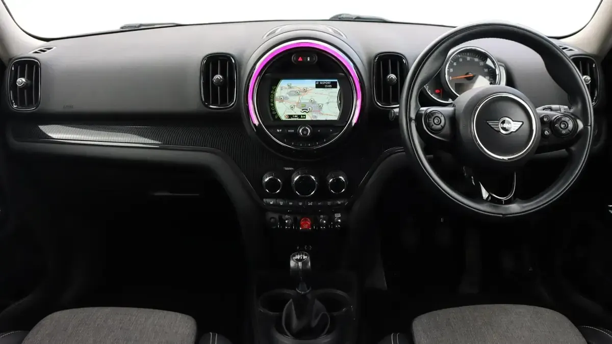 Usado Mini Cooper Countryman 134 HP (98 kW) 2017 Azul SUV