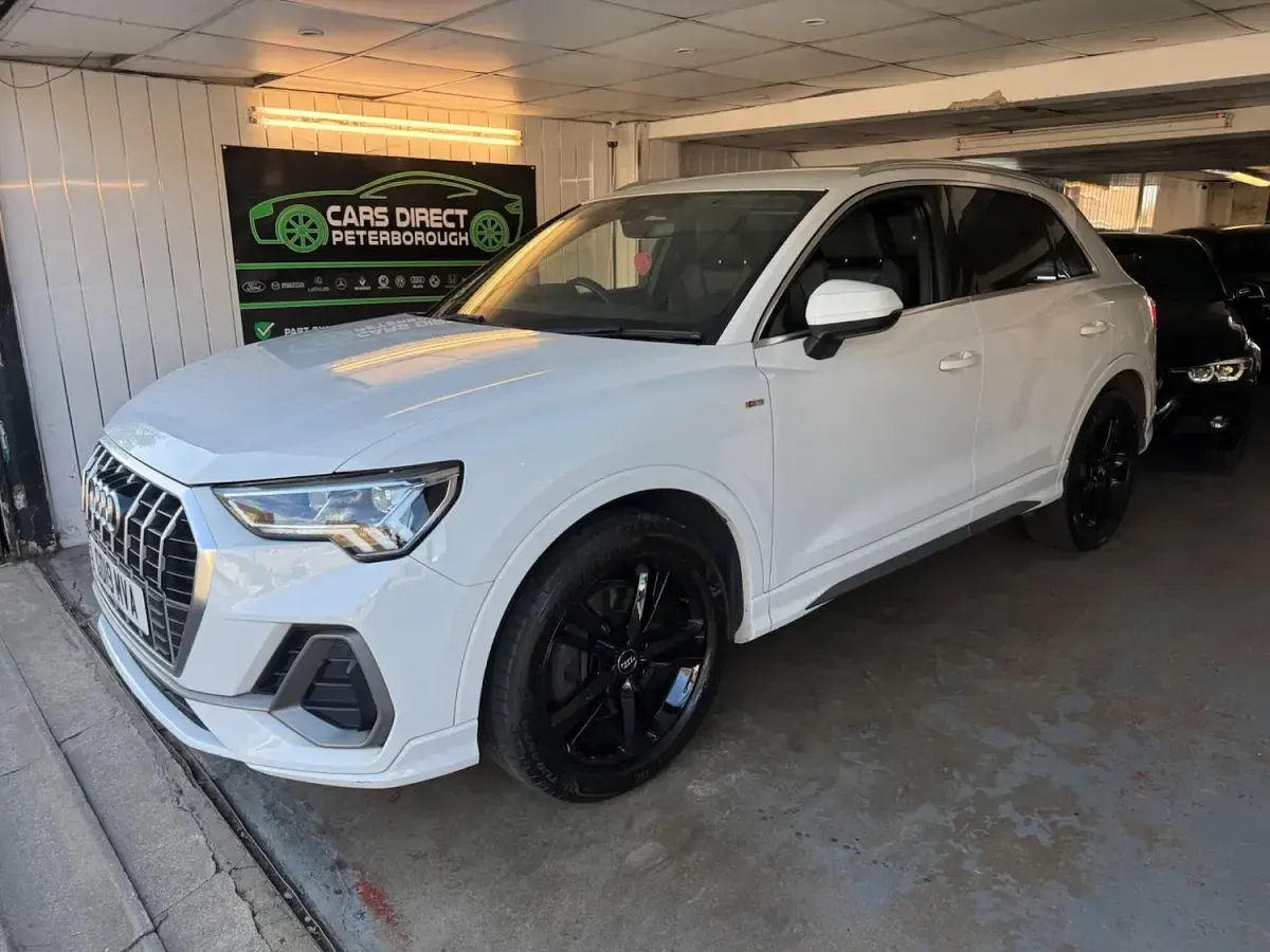 Used Audi Q3 S-Line 190 HP (139 kW) 2019 White SUV