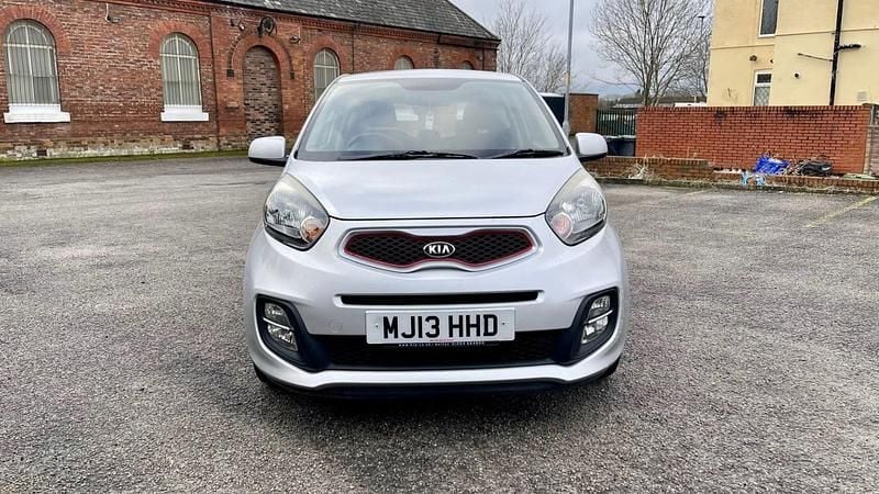 Used Kia Picanto City 68 HP (50 kW) 2013 Silver Hatchback