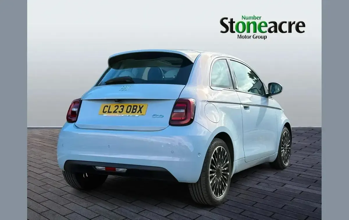 Used Fiat 500e La Prima 85 kW (116 HP) 2023 Blue Hatchback