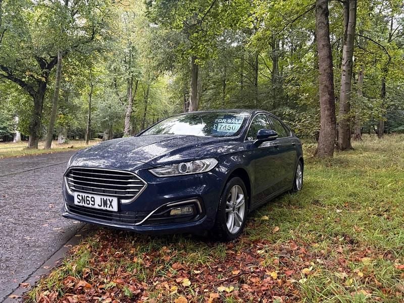 Blue Used 2019 Ford Mondeo Zetec Hatchback | £7,450 (Fair price) - Image 1/4