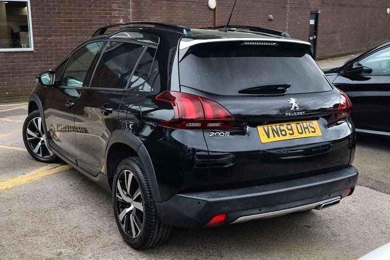 Second-hand Peugeot 2008 GT-line 108 CP (79 kW) 2019 Negru SUV