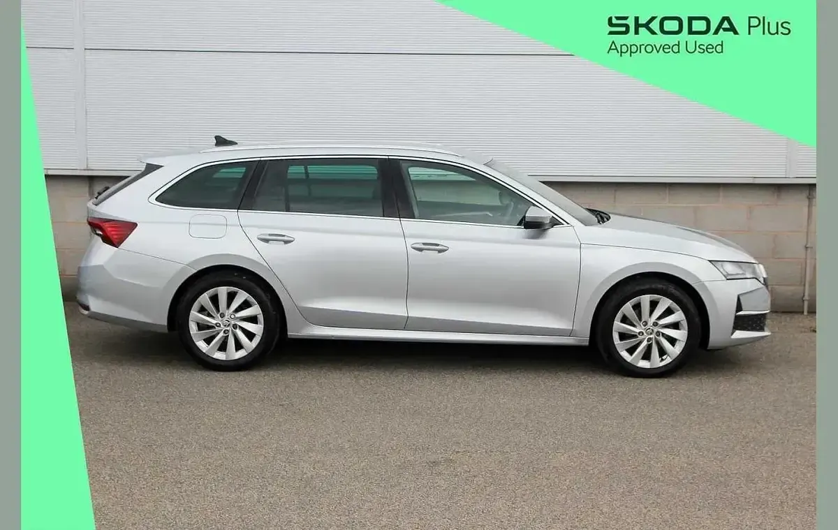 Used Skoda Octavia SE L 147 HP (108 kW) 2024 Brilliant silver metallic Estate