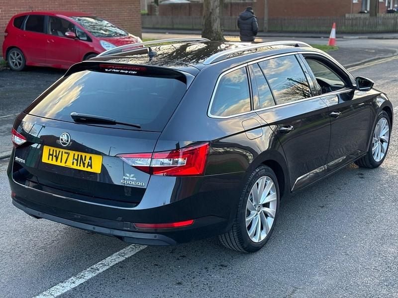 Used Skoda Superb SE 120 HP (88 kW) 2017 Black Estate