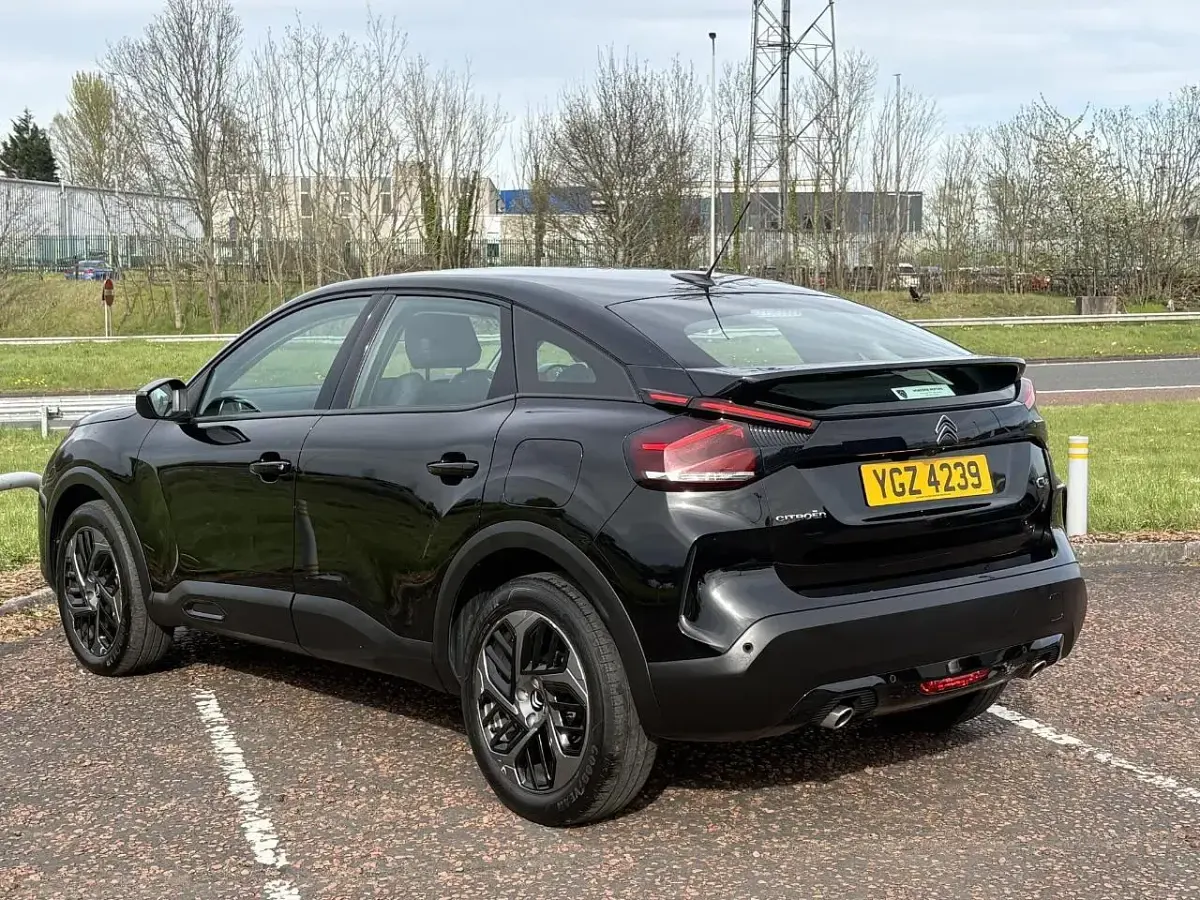 Used Citroën C4 PureTech 127 HP (93 kW) 2023 Black SUV