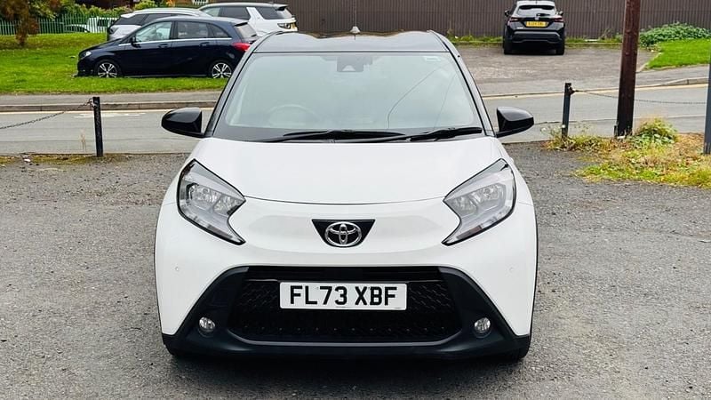 Used Toyota Aygo X 72 HP (52 kW) 2023 White SUV
