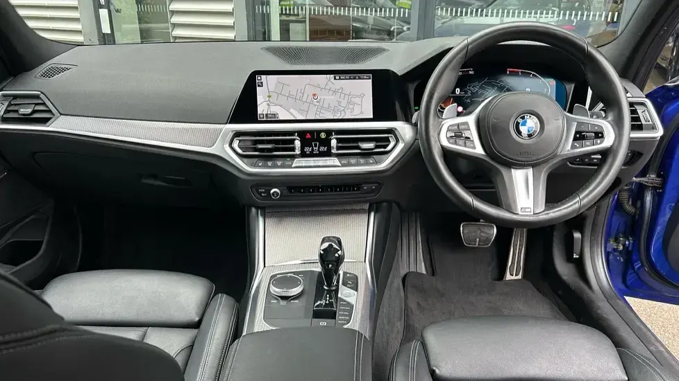 Używany BMW 320 M Sport 187 KM (137 kW) 2020 Niebieski Kombi