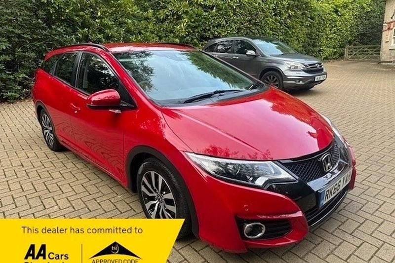 Red Used 2016 Honda Civic SE Plus Estate | £6,195 (Fair price) - Image 1/1