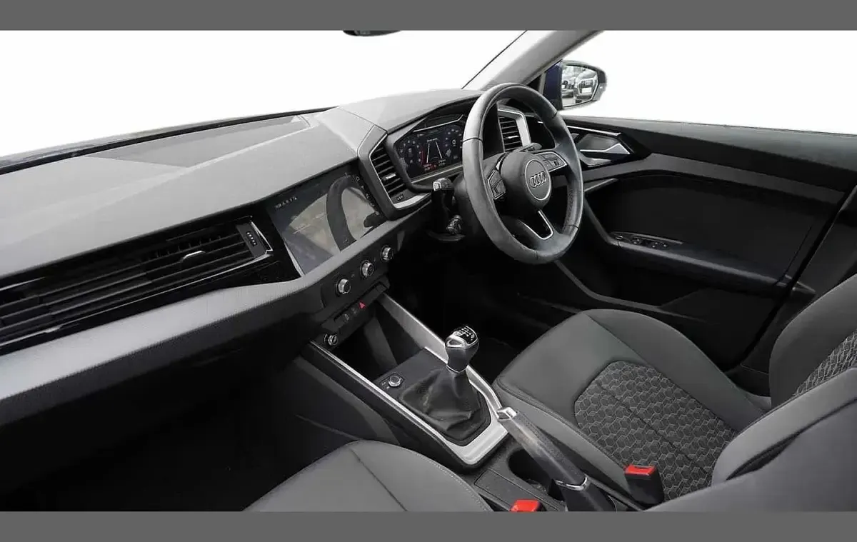 Used Audi A1 Sport 94 HP (69 kW) 2023 Blue SUV
