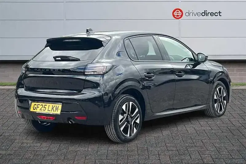 Used Peugeot 208 Allure 100 HP (73 kW) 2025 Black Hatchback
