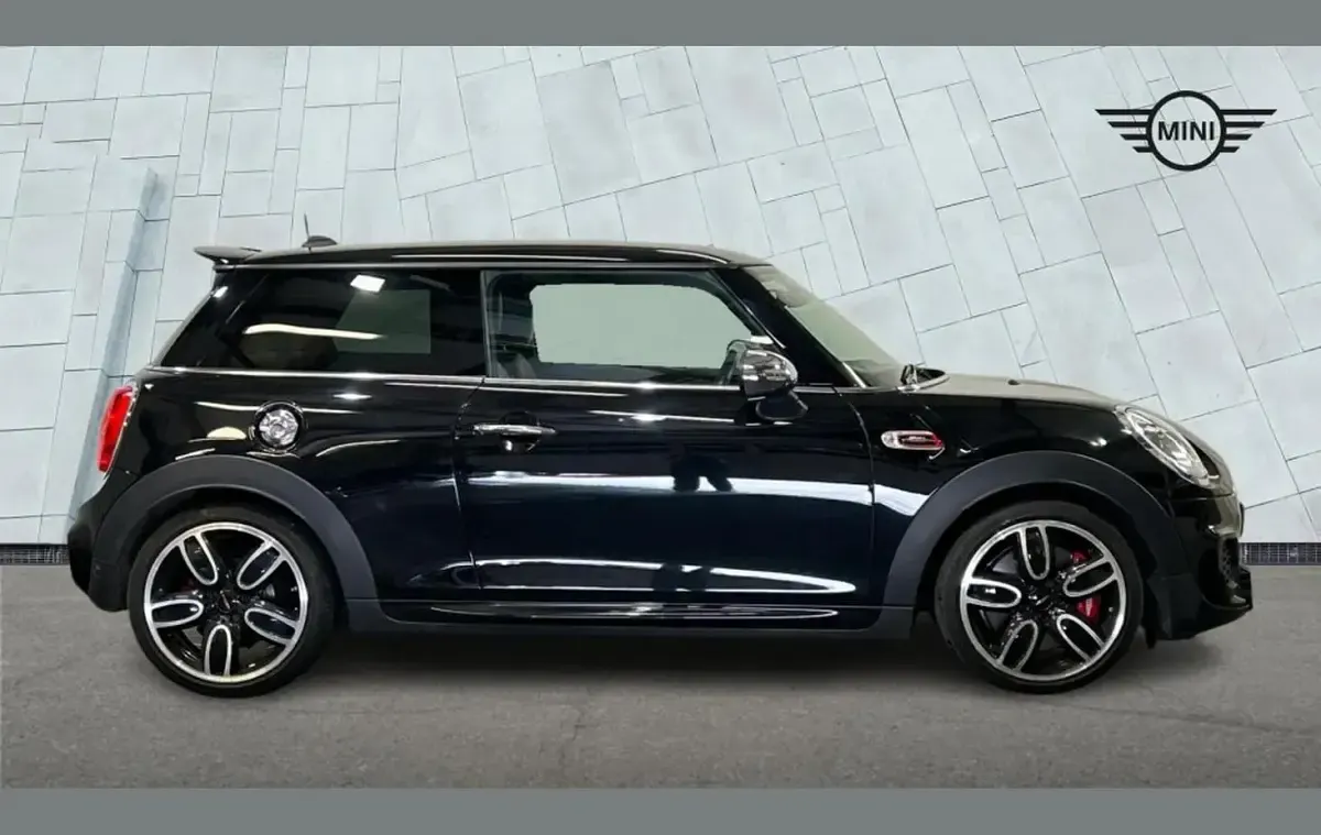 Used Mini John Cooper Works Hatch 228 HP (167 kW) 2017 Black Hatchback