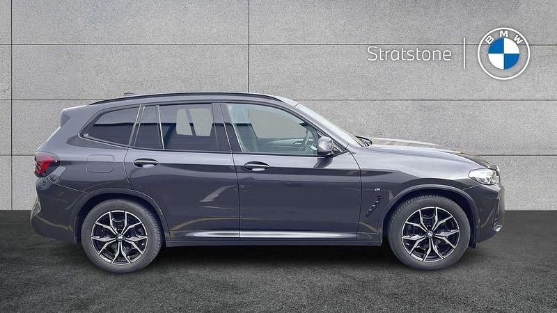 Begagnad BMW X3 M Sport 187 HK (137 kW) 2023 Grå SUV