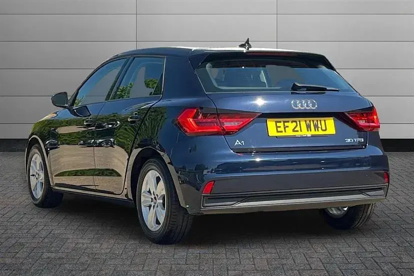 Begagnad Audi A1 Design 110 HK (80 kW) 2021 Blå SUV