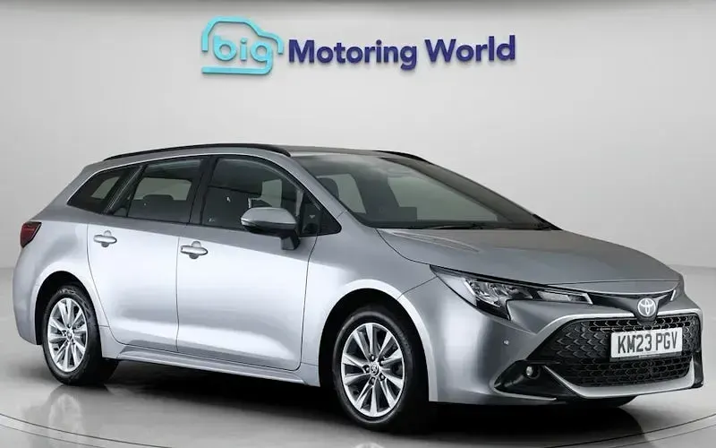Used Toyota Corolla 140 HP (102 kW) 2026 Estate