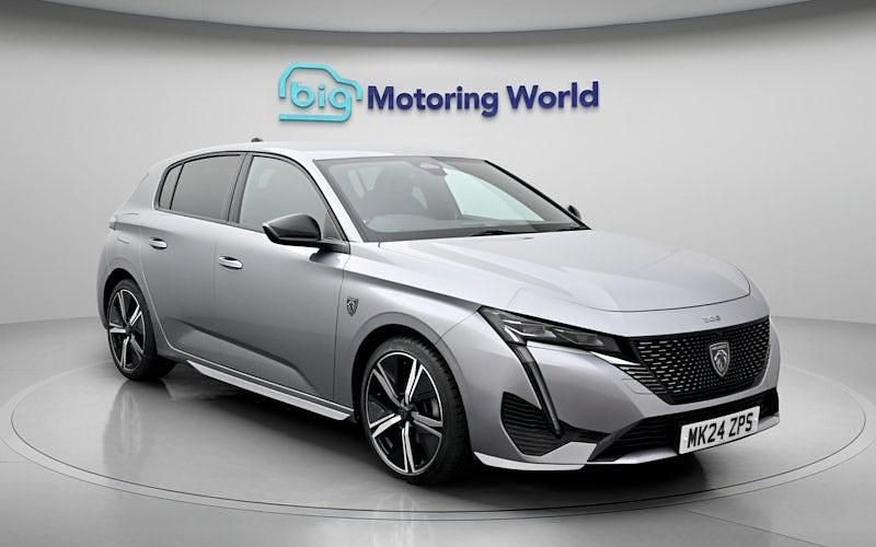 Second-hand Peugeot 308 GT 131 CP (96 kW) 2024 Gri Hatchback