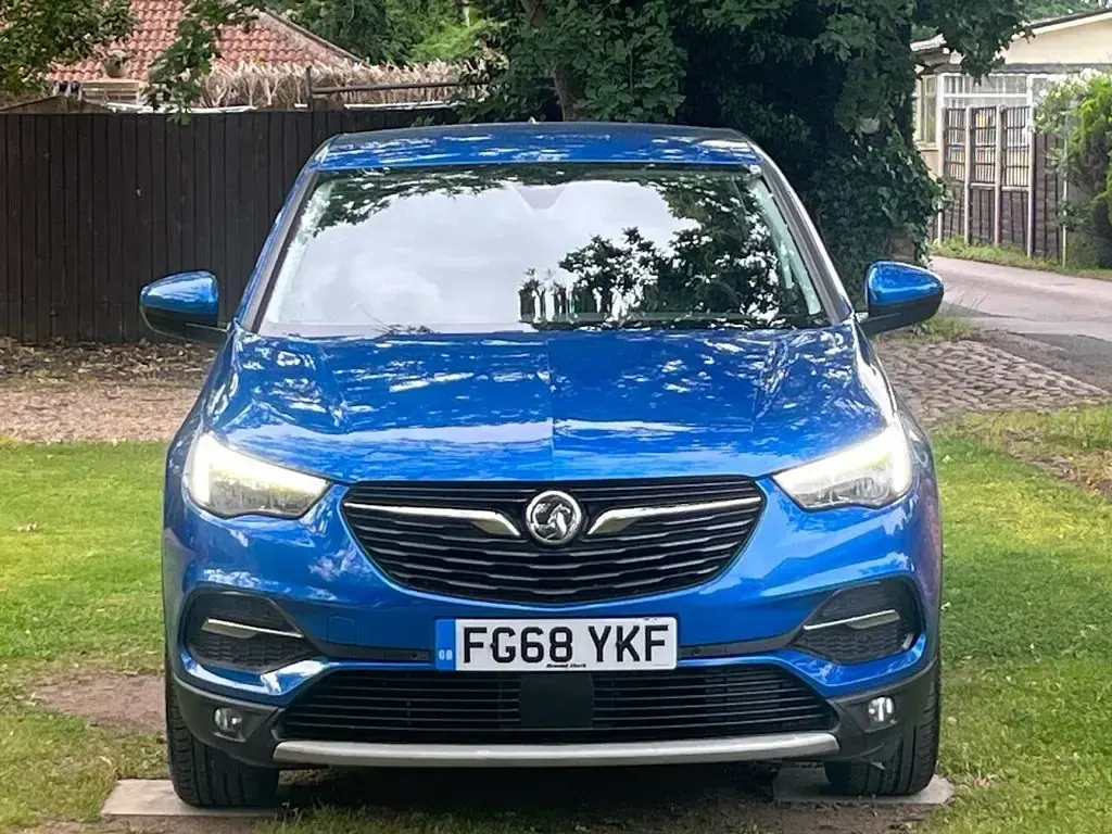 Used Vauxhall Grandland X S 130 HP (95 kW) 2018 Blue SUV