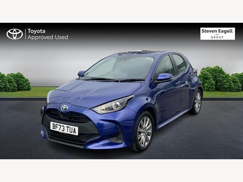 Used Toyota Yaris Hybrid 2023 Blue Hatchback
