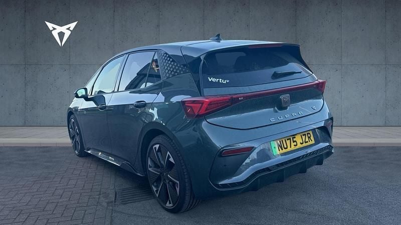 Used Cupra Born e-Boost 239 kW (326 HP) 2025 Green Hatchback