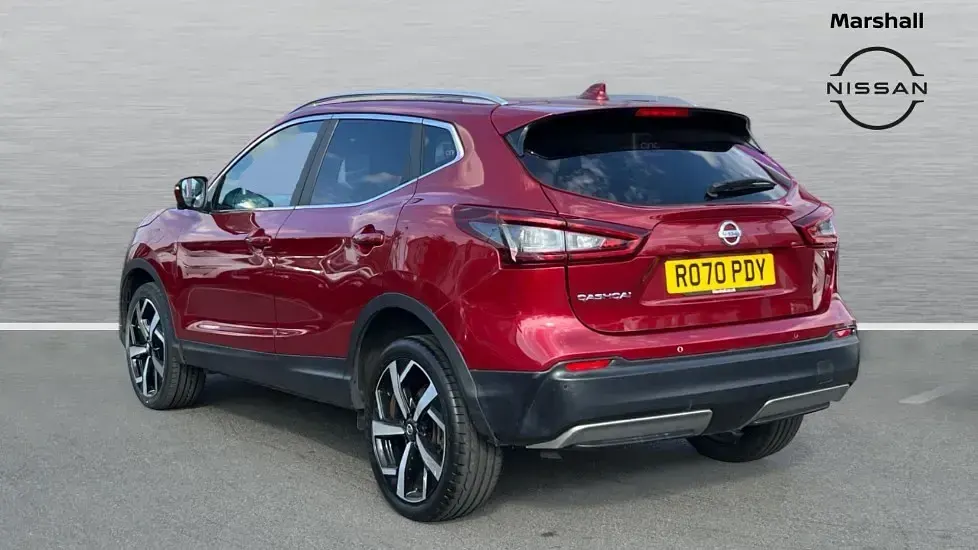 Used Nissan Qashqai Tekna 160 HP (117 kW) 2020 Red SUV