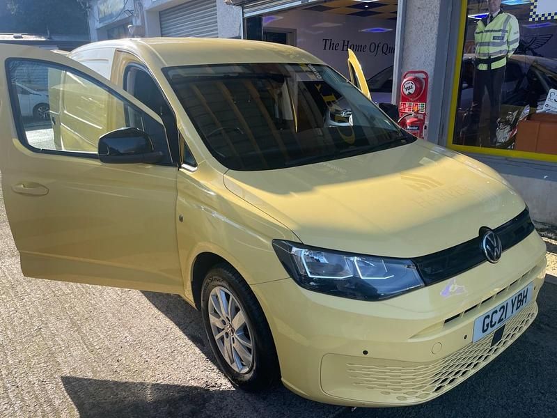 Used VW Caddy Pro 102 HP (75 kW) 2021 Blue MPV