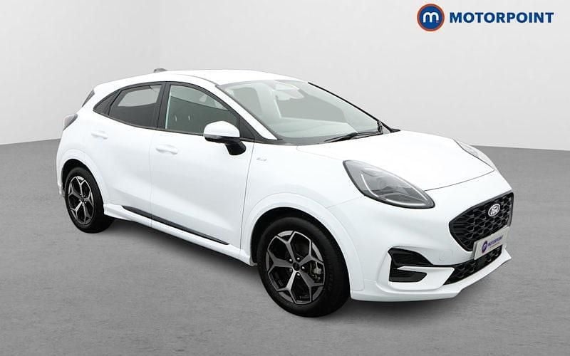 White Used 2025 Ford Puma ST-Line Hatchback | £19,999 (Fair price) - Image 1/4