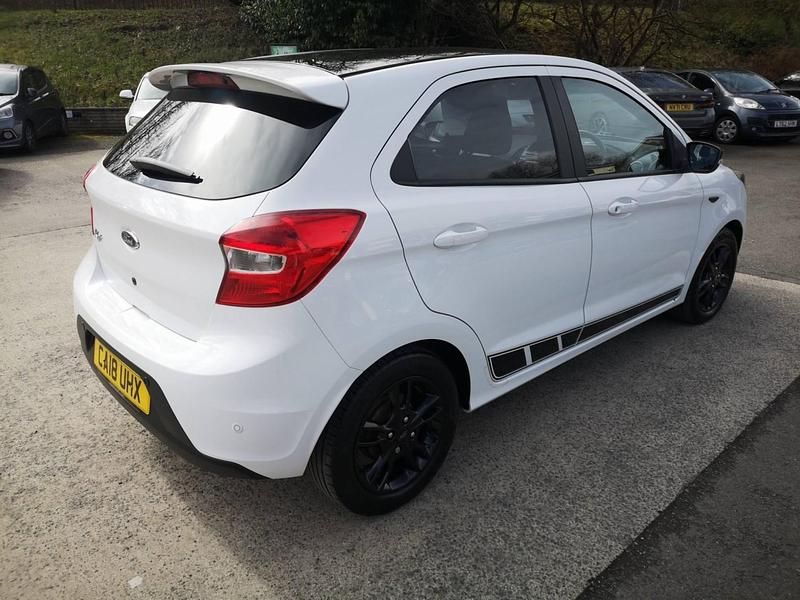 Second-hand Ford Ka Plus Zetec 85 CP (62 kW) 2018 Alb Hatchback
