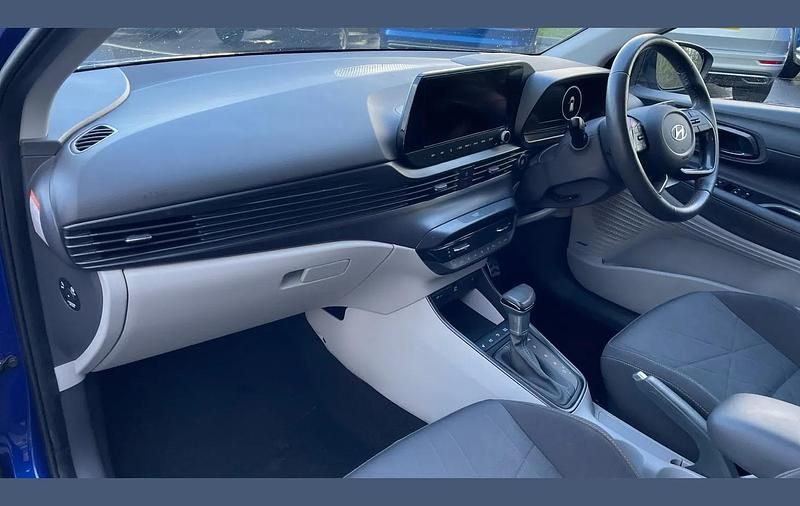 Używany Hyundai Bayon Ultimate 99 KM (72 kW) 2023 Niebieski SUV