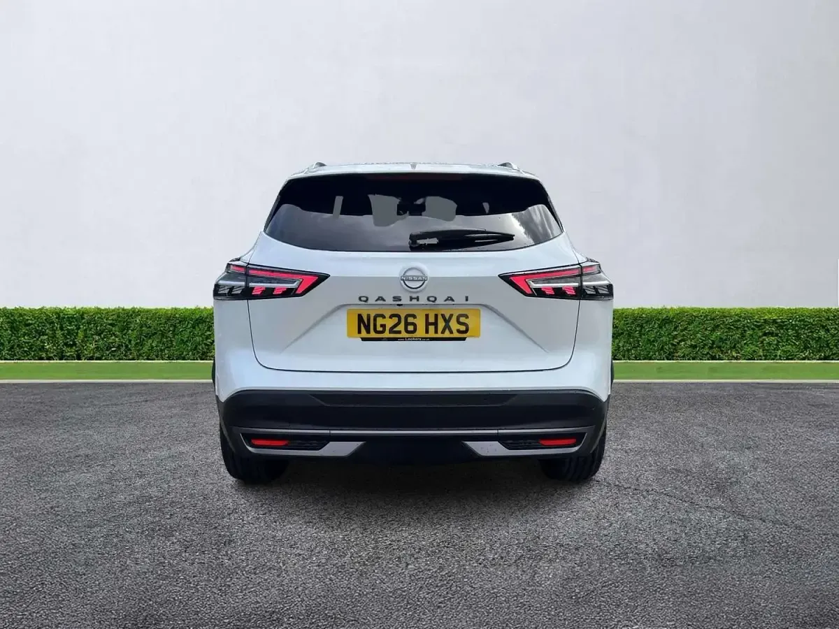 New Nissan Qashqai Tekna 158 HP (116 kW) 2026 Pearl white SUV