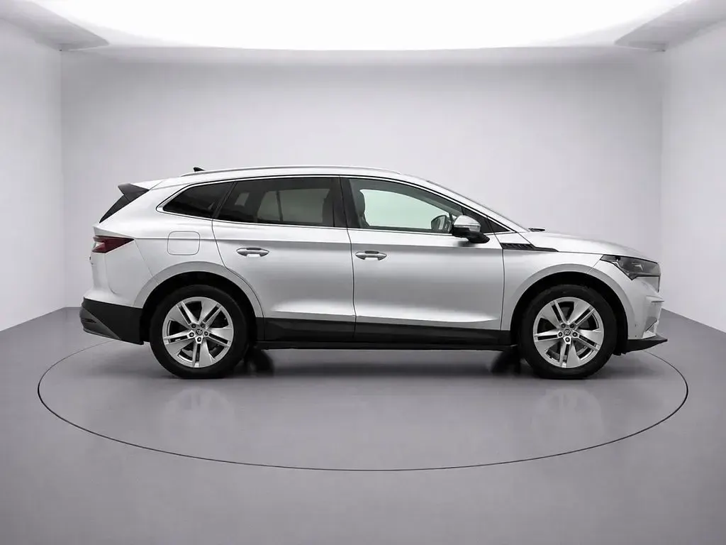 Used Skoda Enyaq iV 135 kW (184 HP) 2024 Silver SUV