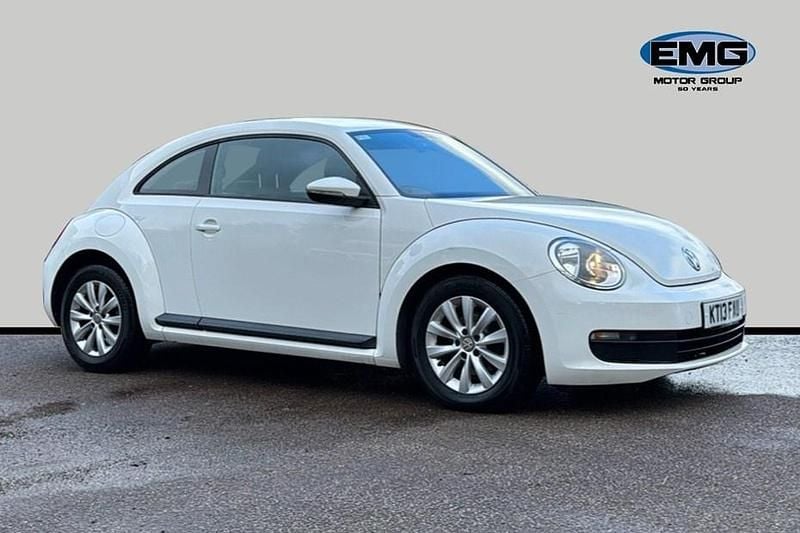 Used VW Beetle 105 HP (77 kW) 2013 White Hatchback