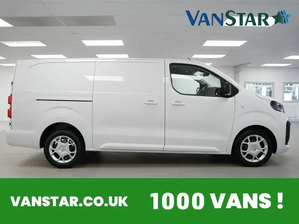 Used Citroën Dispatch 120 HP (88 kW) 2024 White MPV