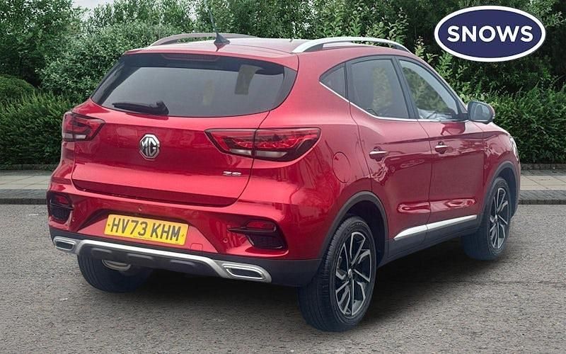 Used MG ZS Exclusive 106 HP (77 kW) 2023 Red SUV