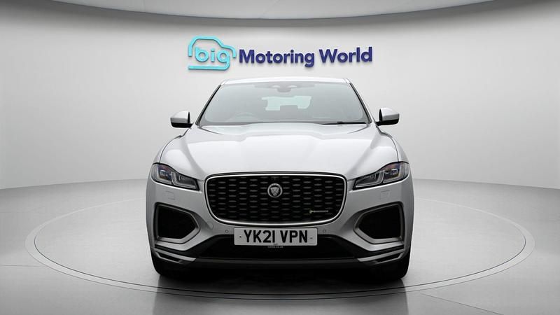 Used Jaguar F-Pace R-Dynamic 201 HP (147 kW) 2021 SUV