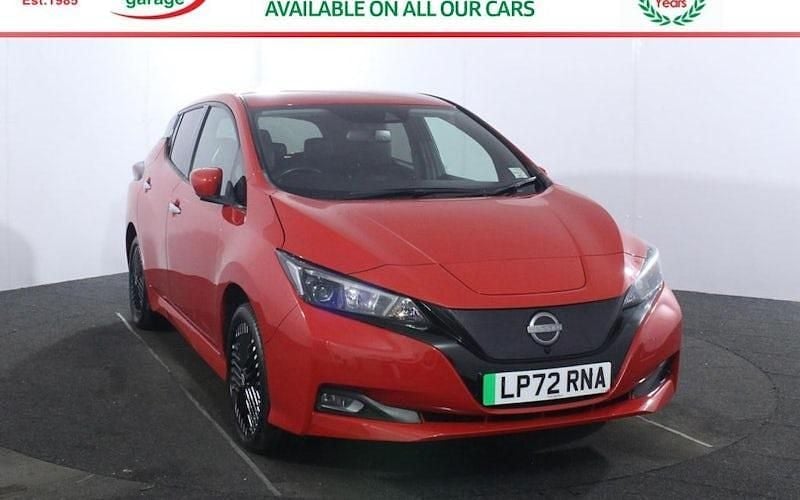 Used Nissan Leaf N-Connecta 160 kW (218 HP) 2022 Red Hatchback